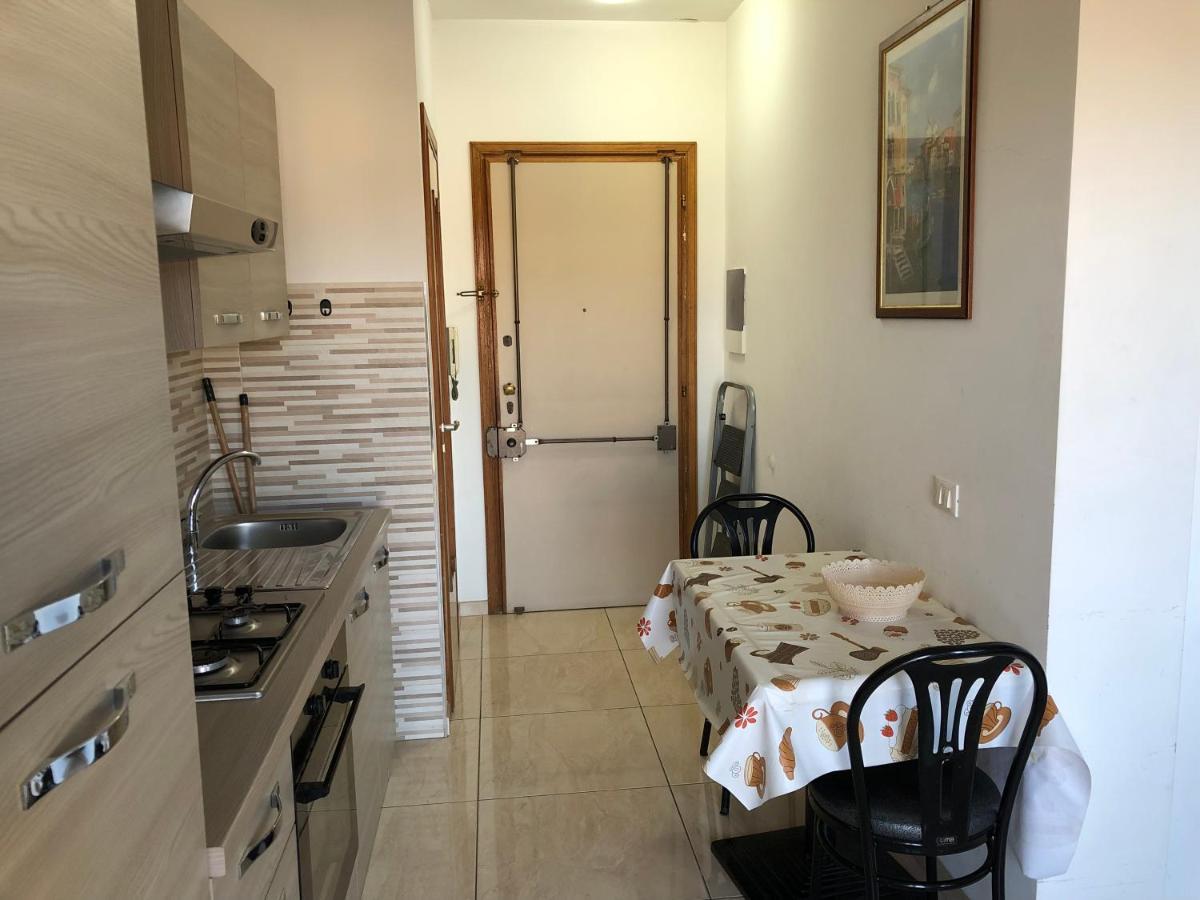 Attico Tacito Apartment Ventimiglia Ngoại thất bức ảnh