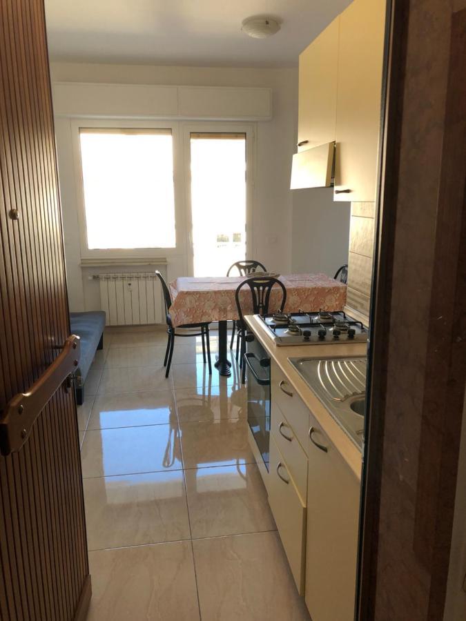 Attico Tacito Apartment Ventimiglia Ngoại thất bức ảnh